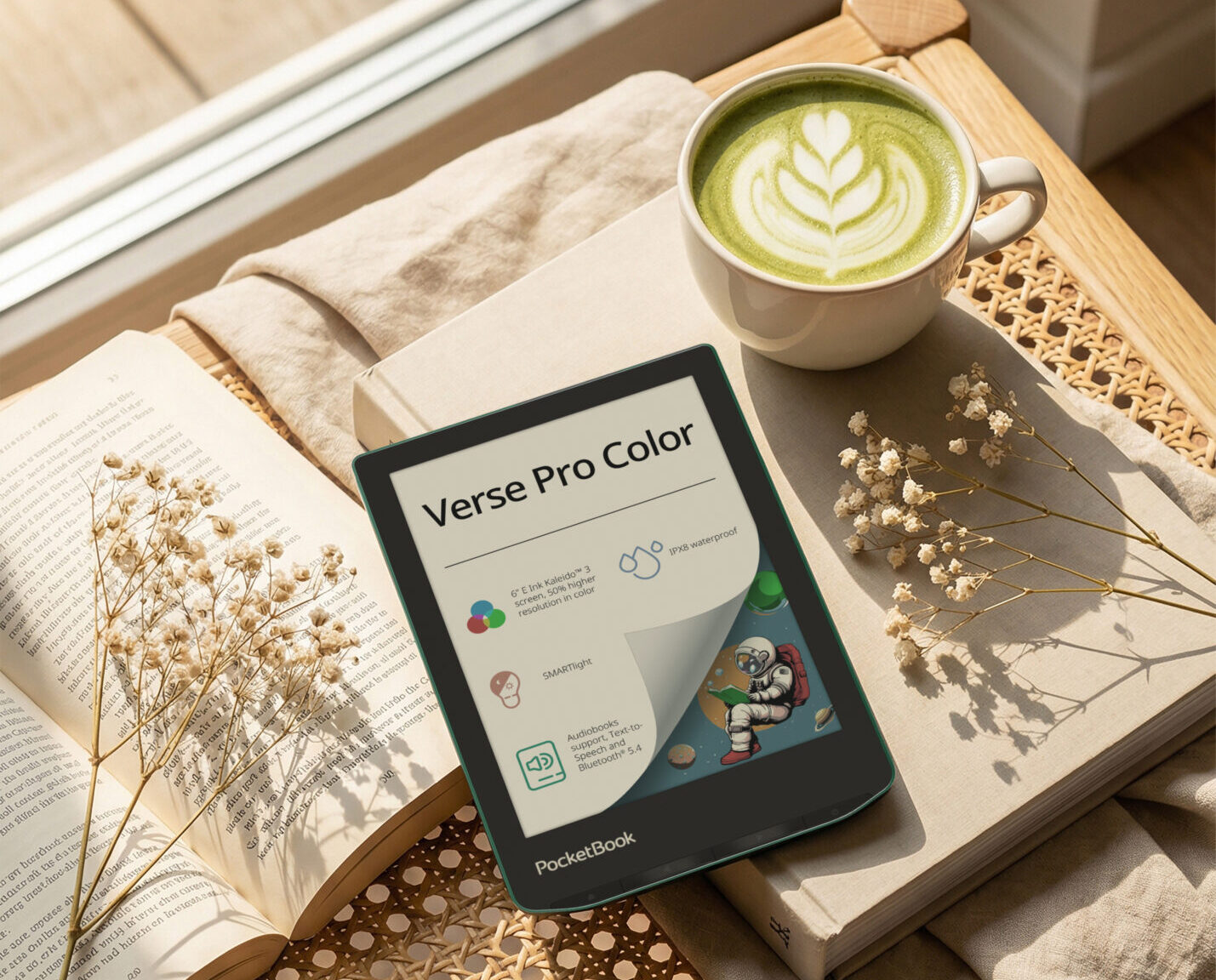 e-reader verse pro color van pocketbook ontspannen lezen op zonnig plekje